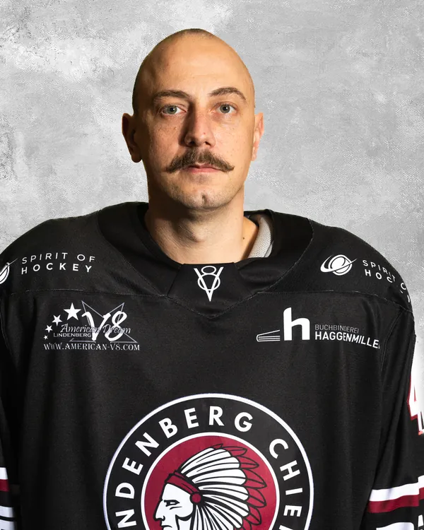 Adrian Kustor